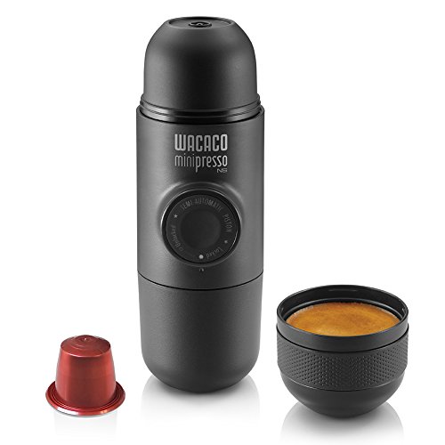 Analyse et avis sur la machine à espresso portable WACACO Minipresso NS 1 WACACO Minipresso NS, Machine à Espresso Portable, Compatible avec Capsules Nespresso Original et Compatibles (Capsules NS), Cafetière de Voyage, Actionnée Manuellement, Ne Chauffe pas l'eau, Noir